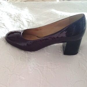GEOXX Respira Burgundy Patent Leather Black Heel Pump Size Eur 35